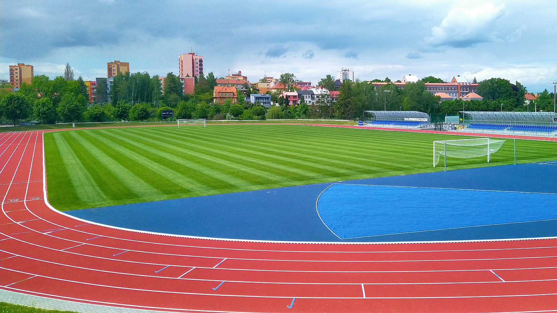 Lukáš Dědik - Foto nový stadion rekonstrukce 2021